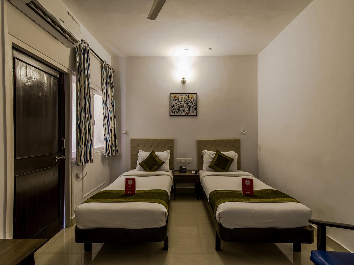 Oyo 10241 Hotel Mayfair Goa Exterior foto
