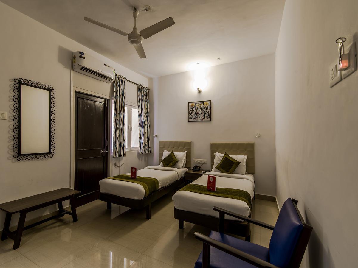 Oyo 10241 Hotel Mayfair Goa Exterior foto
